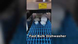 Spray-type commercial dishwasher